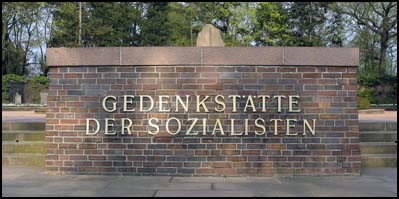 Sozialistenfriedhof