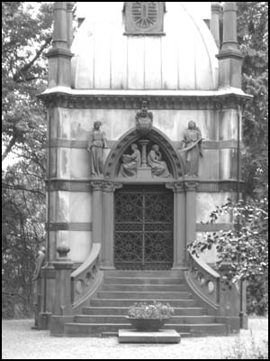 Zugang Mausoleum