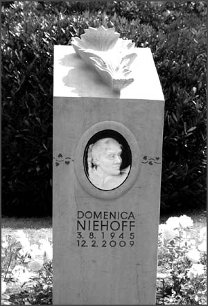 Grabstein für Domenica